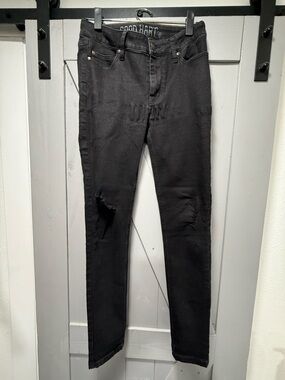 Good Hart Women’s Black Skinny Jeans